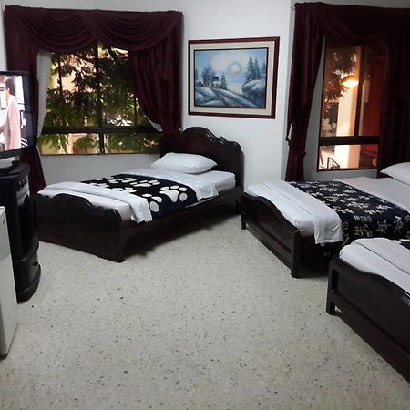 Hotel Ejecutivo Pereira Extérieur photo