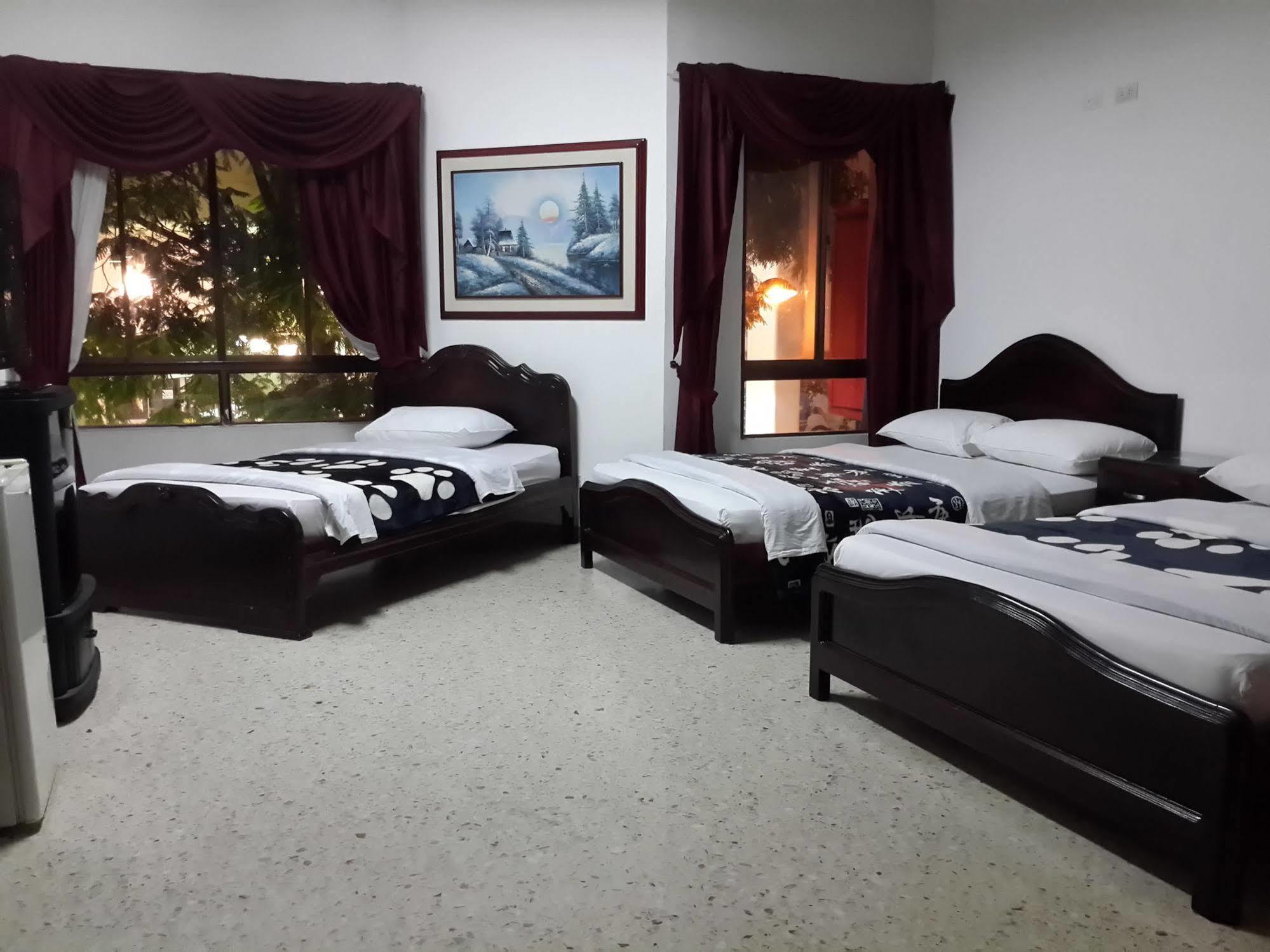 Hotel Ejecutivo Pereira Extérieur photo
