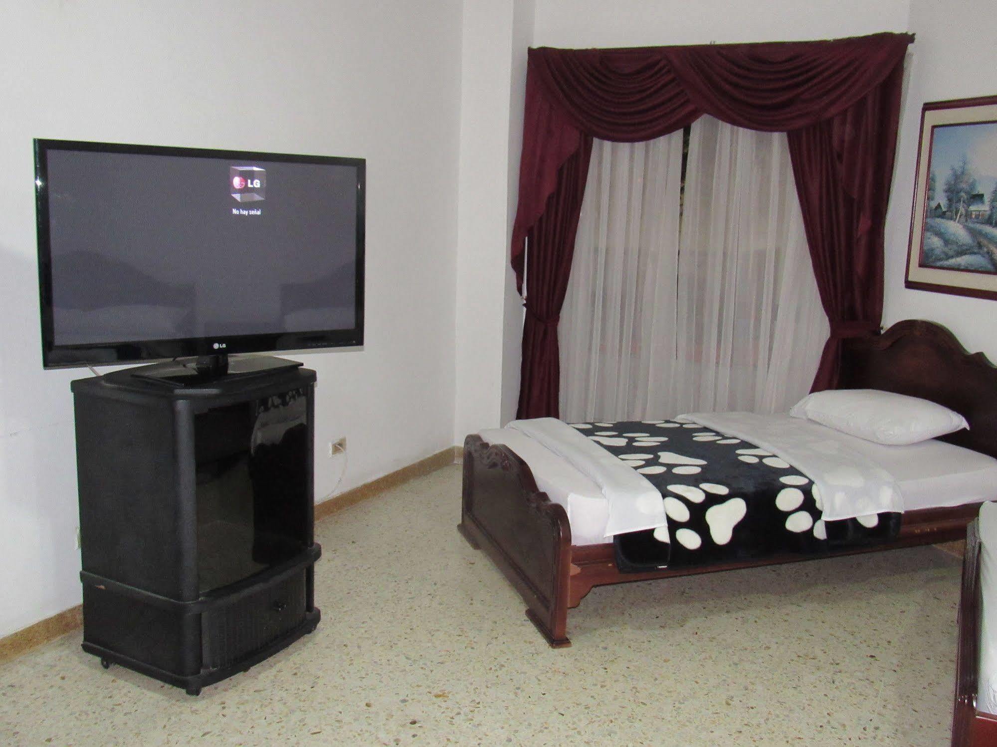 Hotel Ejecutivo Pereira Extérieur photo